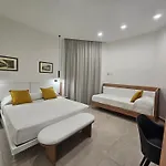 Iris Гостьовий будинок