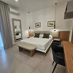 Гостьовий будинок Iris 4*