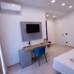 Iris Гостьовий будинок