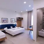 Гостьовий будинок Iris Джардіні-Наксос