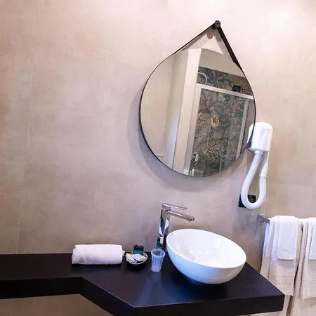 Konukevi Iris 4*