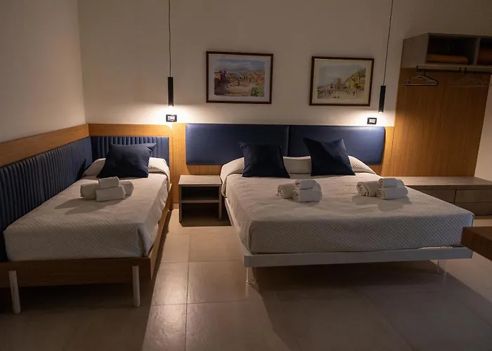 Iris Gasthuis Giardini-Naxos