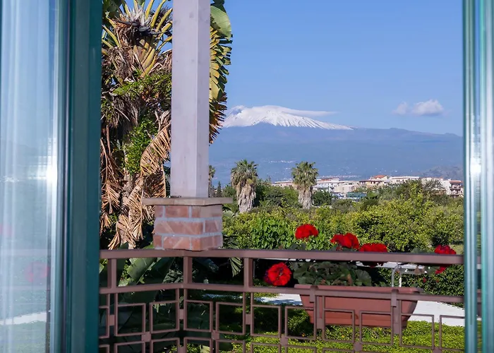 Iris 4* Giardini-Naxos